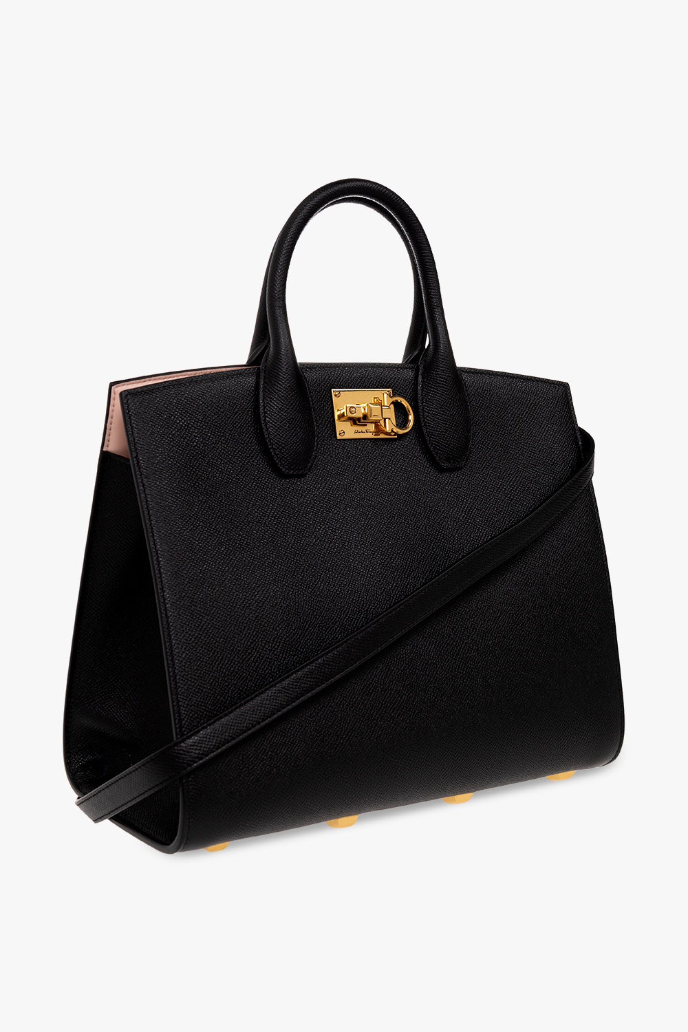 【送料&関税込】Ferragamo Black Leather Shoulder Bag Ferragamo Black Leather Shoulder Bag | italist